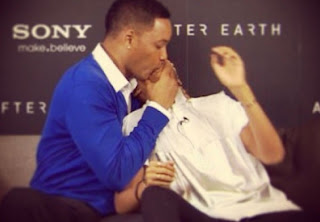 Το «γαλλικό» φιλί του Will Smith στο γιο του, που αναστάτωσε τα αμερικανικά media! - Φωτογραφία 1
