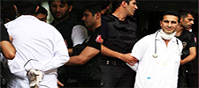 Στη φυλακή Τούρκοι γιατροί που φρόντισαν διαδηλωτές! - Φωτογραφία 1