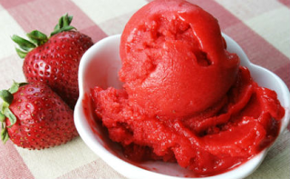 Εύκολο, νόστιμο και υγιεινό: Σορμπέ φράουλας - Φωτογραφία 1