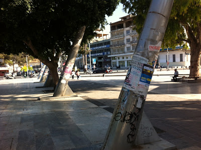 Υπό διάλυση η Πλατεία Ελευθερίας στο Ηράκλειο - Πλήρης εγκατάλειψη με σκουπίδια - Φωτογραφία 2