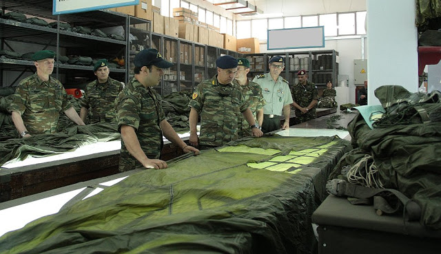 ΕΠΙΣΚΕΨΗ ΑΡΧΗΓΟΥ ΓΕΕΘΑ ΣΤΟ 865 ΤΕΝΕΦ - Φωτογραφία 2