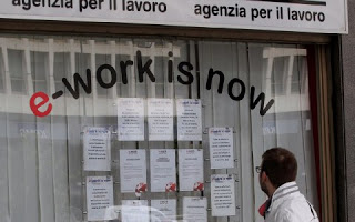 Ιταλία: Περισσότερες από 1,6 εκατ. θέσεις εργασίας χάθηκαν λόγω της κρίσης - Φωτογραφία 1