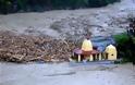 ΔΕΙΤΕ: Εικόνες-σοκ από την πλημμυρισμένη Ινδία