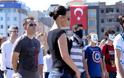 «Υπέρ» της διαμαρτυρίας του «όρθιου άνδρα» η τουρκική κυβέρνηση
