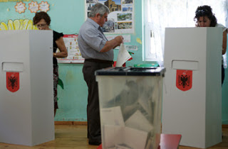 Λίγοι Αλβανοί πήγαν από την Ελλάδα να ψηφίσουν στην Αλβανία! - Φωτογραφία 1