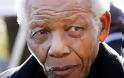 Ν. Αφρική: Κρίσιμη παραμένει η κατάσταση του Μαντέλα