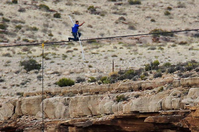 Διέσχισε το Grand Canyon σε τεντωμένο σχοινί χωρίς ασφάλεια! - Φωτογραφία 5