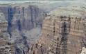 Διέσχισε το Grand Canyon σε τεντωμένο σχοινί χωρίς ασφάλεια! - Φωτογραφία 4