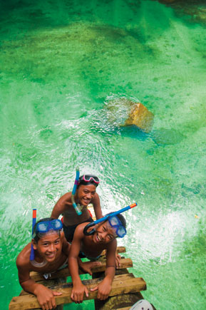 Ο υπέρτατη καλοκαιρινός προορισμός: To Sua Ocean Trench στη Samoa (Photos) - Φωτογραφία 5