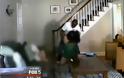 ΣΟΚΑΡΙΣΤΙΚΟ VIDEO: Ο ληστής τη χτυπούσε, αλλά δε φώναζε για να μην τρομάξει την κόρη της!
