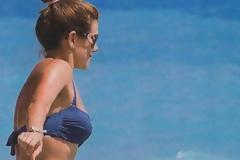 Κορμάρα η Ευγενία Μανωλίδου με μαγιό…