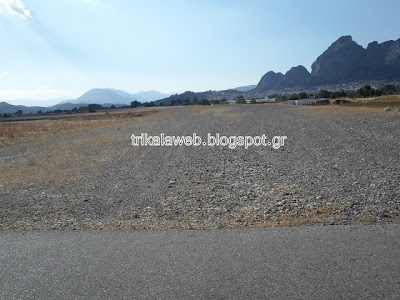 Τρίκαλα: Ο οδικός άξονας Ε-65 έμεινε με τα χαλίκια - Φωτογραφία 3