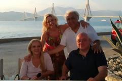 H Έλντα Πανοπούλου στην Πάτρα με την εκπομπή Ο παλιός είναι αλλιώς - Ξεναγός της η Νατάσα Ράγιου