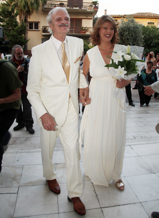Ο Σπύρος Φωκάς ντύθηκε γαμπρός - Φωτογραφία 5
