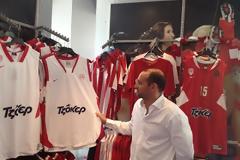 ΨΩΝΙΑ ΣΤΟ... Official Olympiacos BC Store ΟΙ ΑΓΓΕΛΟΠΟΥΛΟΙ *PHOTOS*