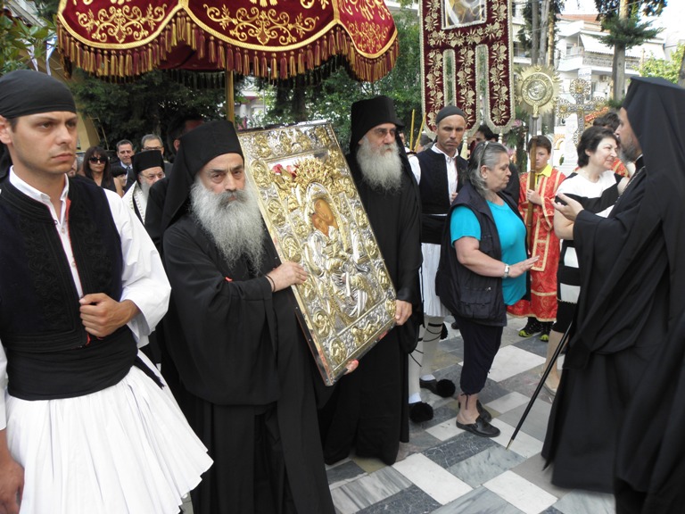 3322 - Η Δράμα υποδέχθηκε την Ιερά Εικόνα της Θεοτόκου Άξιον Εστιν (αποκλειστικές φωτογραφίες - video) - Φωτογραφία 5