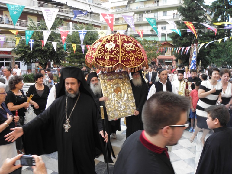 3322 - Η Δράμα υποδέχθηκε την Ιερά Εικόνα της Θεοτόκου Άξιον Εστιν (αποκλειστικές φωτογραφίες - video) - Φωτογραφία 7