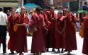 Υπό διωγμό οι Θιβετιανοί