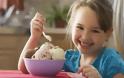 Υγεία: Ποιες τροφές καταστρέφουν τα δοντάκια των παιδιών;