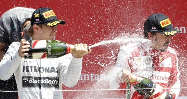 Ο Rosberg ΝΙΚΗΤΗΣ  του επικινδυνου Βρετανικου Grand Prix - Φωτογραφία 4