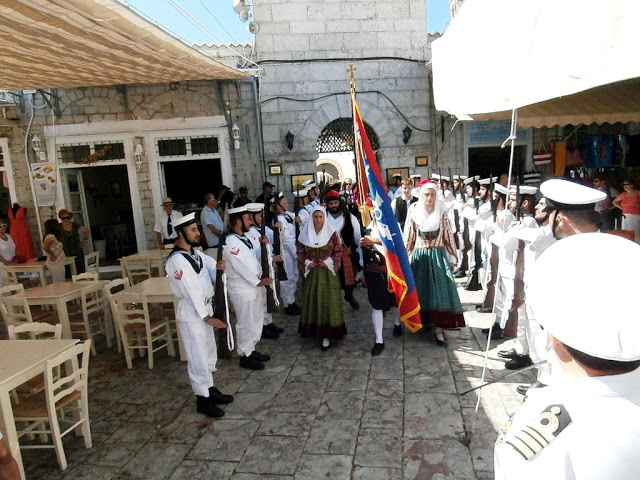 Συμμετοχή Αρχηγού ΓΕΝ στις Εκδηλώσεις «ΜΙΑΟΥΛΕΙΑ 2013» - Φωτογραφία 5