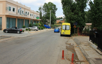 Να πως συμβαίνουν τα μυστηριώδη τροχαία! Έτσι μεταφέρουν το κατώτερο προσωπικό οι εργολάβοι! - Φωτογραφία 3