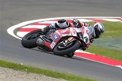 Διπλός νικητής στην Imola o Sykes