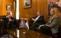 Συνάντηση ΥΕΘΑ Δημήτρη Αβραμόπουλου και ΑΝΥΕΘΑ Φώφης Γεννηματά με αντιπροσωπεία του Υπουργείου Άμυνας του Ιράκ - Φωτογραφία 1