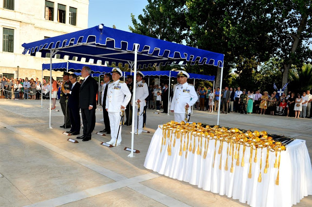 Τελετή Ορκωμοσίας Σημαιοφόρων Τάξεως 2013 - Φωτογραφία 4