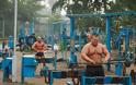 Ένα «hardcore» υπαίθριο γυμναστήριο στο Κίεβο! - Φωτογραφία 1