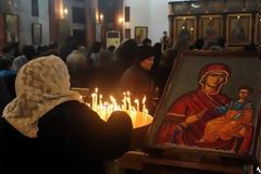 «Γιατί η Αμερική έχει πόλεμο εναντίον μας;», ρωτούν οι χριστιανοί της Συρίας