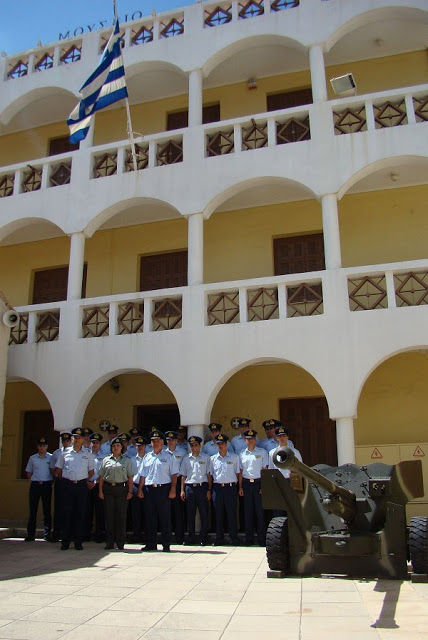 Εκπαιδευτική Επίσκεψη των Τριτοετών Ικάρων της 86ης Σειράς Ιπταμένων στο Στρατιωτικό Μουσείο Καλαμάτας - Φωτογραφία 6