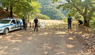 Φωτογραφίες της αιματηρής συμπλοκής μεταξύ Αλβανών δραπετών και ειδικών δυνάμεων της Αστυνομίας - Φωτογραφία 1