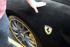 Μια Ferrari από… βελούδο! [Photos]