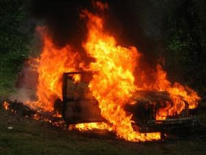 Πυρκαγιά σε αυτοκίνητο στα Χανιά - Φωτογραφία 1