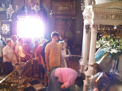 Στη Μεγαλόχαρη της Τήνου, ολοκλήρωσε τις Προσκυνηματικές Εκδρομές του για το Εκκλησιαστικό Έτος 2012-2013, ο Ι.Ν. Αγίου Νεκταρίου Βούλας - Φωτογραφία 3