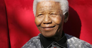 Διαψεύδει η προεδρία το «μόνιμο κώμα» του Μαντέλα - Φωτογραφία 1