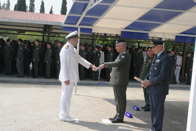 ΑΠΟΦΟΙΤΗΣΗ 10ΗΣ ΕΚΠΑΙΔΕΥΤΙΚΗΣ ΣΕΙΡΑΣ ΑΝΩΤΑΤΗΣ ΔΙΑΚΛΑΔΙΚΗΣ ΣΧΟΛΗΣ ΠΟΛΕΜΟΥ - Φωτογραφία 2