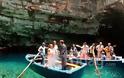 Ονειρεμένος γάμος στη λίμνη Μελισσάνη (pics) - Φωτογραφία 4