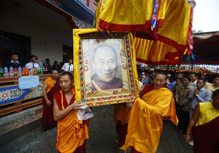 Ο Δαλάι Λάμα γιόρτασε τα 78α γενέθλιά του - Φωτογραφία 1