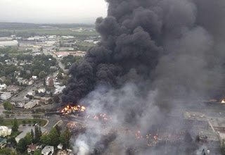 Καναδάς: Τουλάχιστον 80 αγνοούμενοι από τη φονική έκρηξη στο τρένο - Φωτογραφία 1