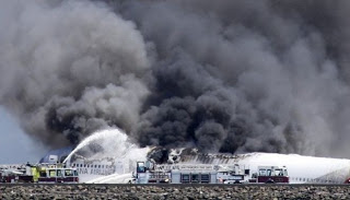 Τραγωδία: Δύο oι νεκροί και 182 οι τραυματίες από τη συντριβή Boeing στο αεροδρόμιο του Σαν Φρανσίσκο - Φωτογραφία 1
