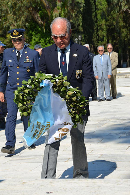 Κατάθεση Στεφάνου στο Μνημείο Πεσόντων Αεροπόρων στο Τατόι από τον Ελληνοαμερικανό Σμήναρχο (ε.α.) Σπυρίδωνα Πισσάνο - Φωτογραφία 4