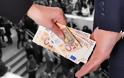 Χειροπέδες σε τρια στελέχη του ΣΔΟΕ - Ζητούσαν φακελάκι 25.000 ευρώ