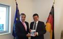 Τον Γερμανό Υφυπουργό Υγείας συνάντησε στο Βερολίνο ο Πρόεδρος του Ι.Σ.Α. για τους νέους γιατρούς της Αθήνας που εργάζονται στη Γερμανία