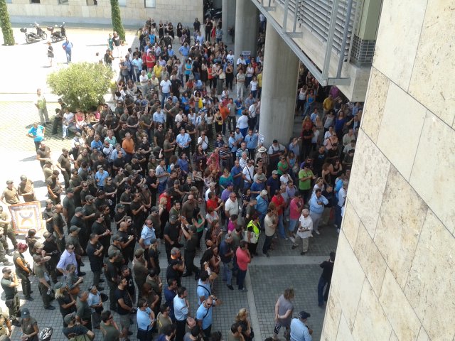 Μπουτάρης προς δημοτικούς αστυνομικούς: Είμαστε στην ίδια πλευρά - Φωτογραφία 2