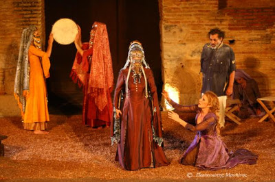 Πάτρα: Δείτε φωτό από την χθεσινή παράσταση της Ελένης με την Πέμυ Ζούνη στο Aρχαίο Ωδείο - Φωτογραφία 5