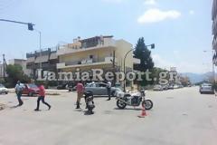 Λαμία: Σοβαρό τροχαίο με μηχανάκι σε διασταύρωση καρμανιόλα