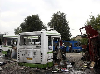 Ρωσία: Τροχαίο δυστύχημα από σύγκρουση φορτηγού με λεωφορείο - Φωτογραφία 1