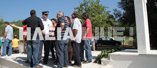 Hλεία: Τίμησαν τα θύματα των Ναζί - Συμπλοκή ΚΚΕ - ΕΔΗ πάνω στο μνημείο! - Φωτογραφία 1